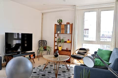 Successful Airbnb property: Rennes city center / 55 m² + optional parking in Centre