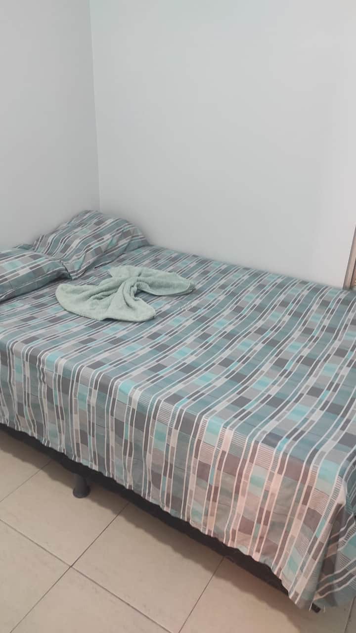 غرفة النوم 1