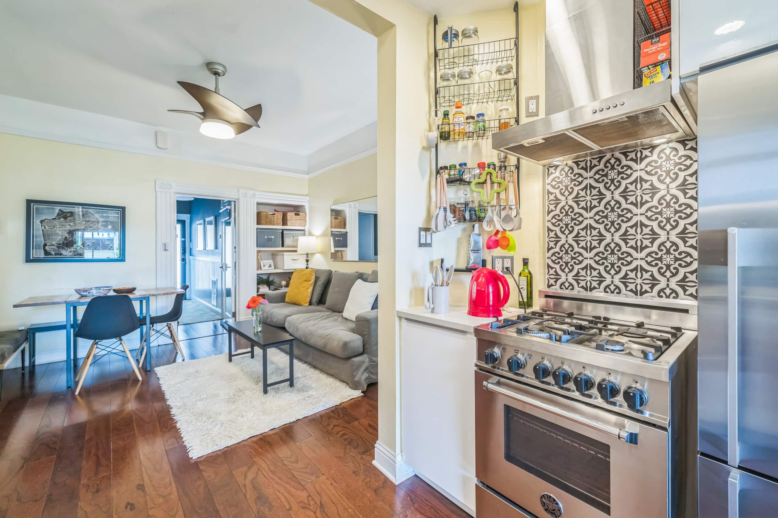 Home in San Francisco · ★4.96 · 2 bedrooms · 2 beds · 2 baths - Image 45