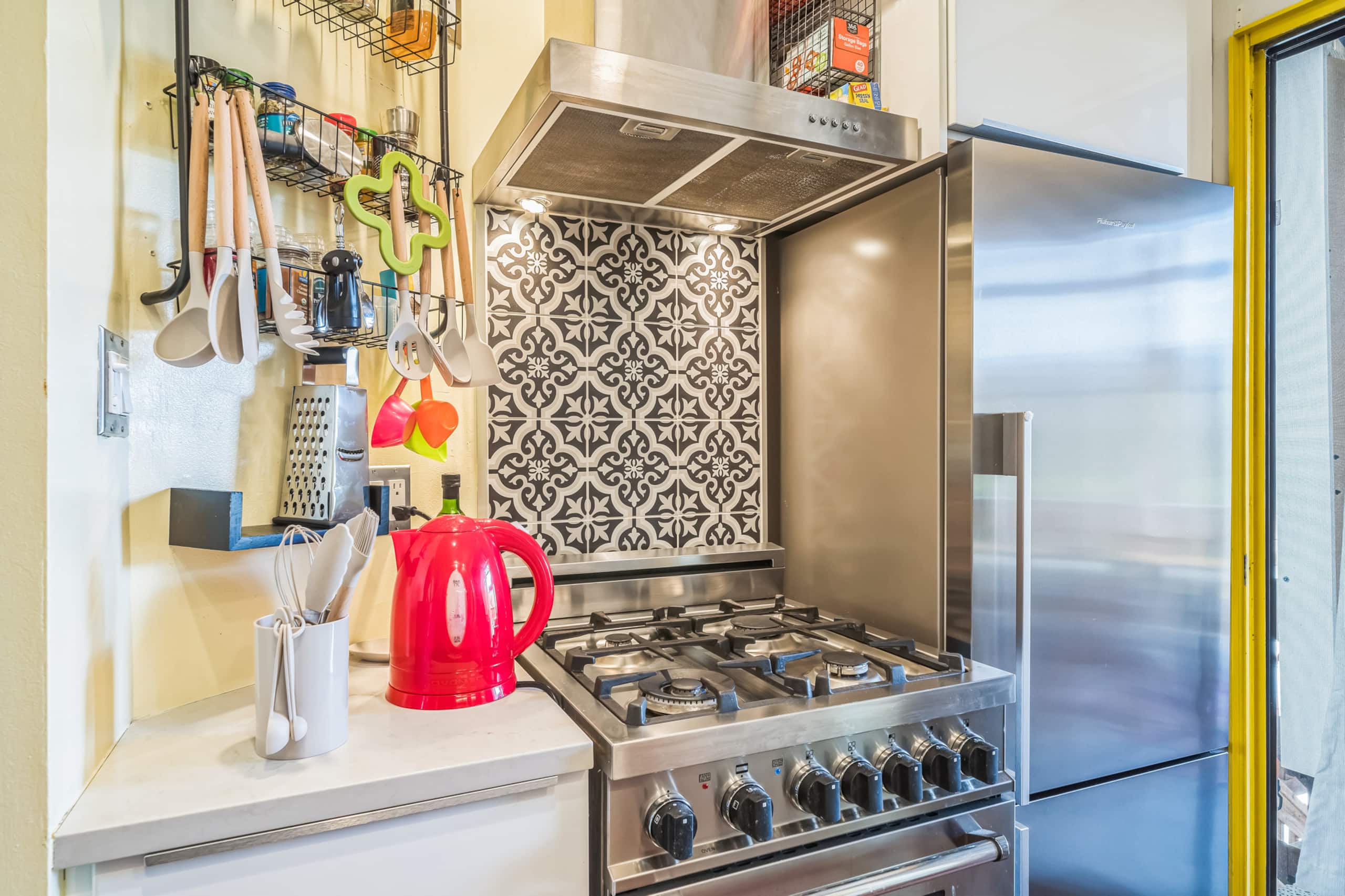 Home in San Francisco · ★4.96 · 2 bedrooms · 2 beds · 2 baths - Image 17
