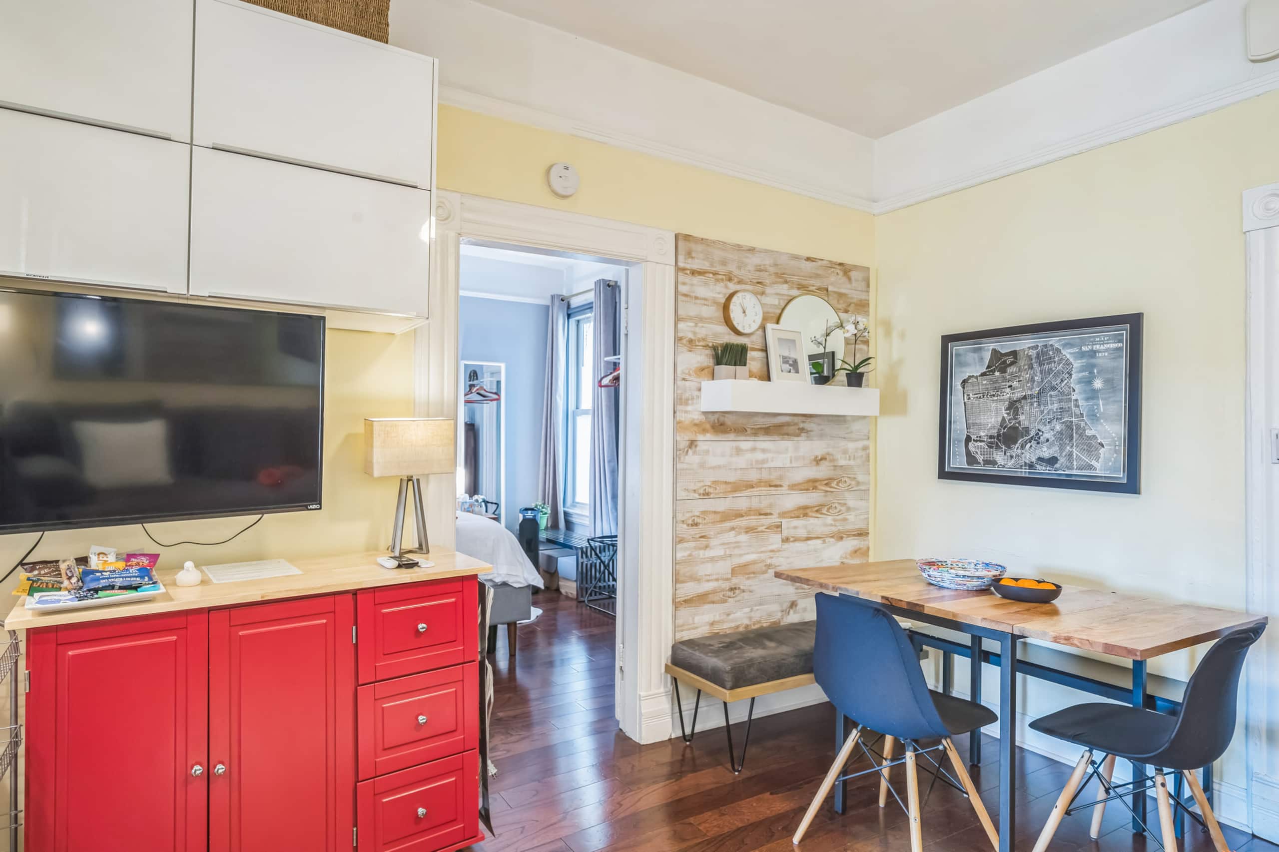 Home in San Francisco · ★4.96 · 2 bedrooms · 2 beds · 2 baths - Image 25