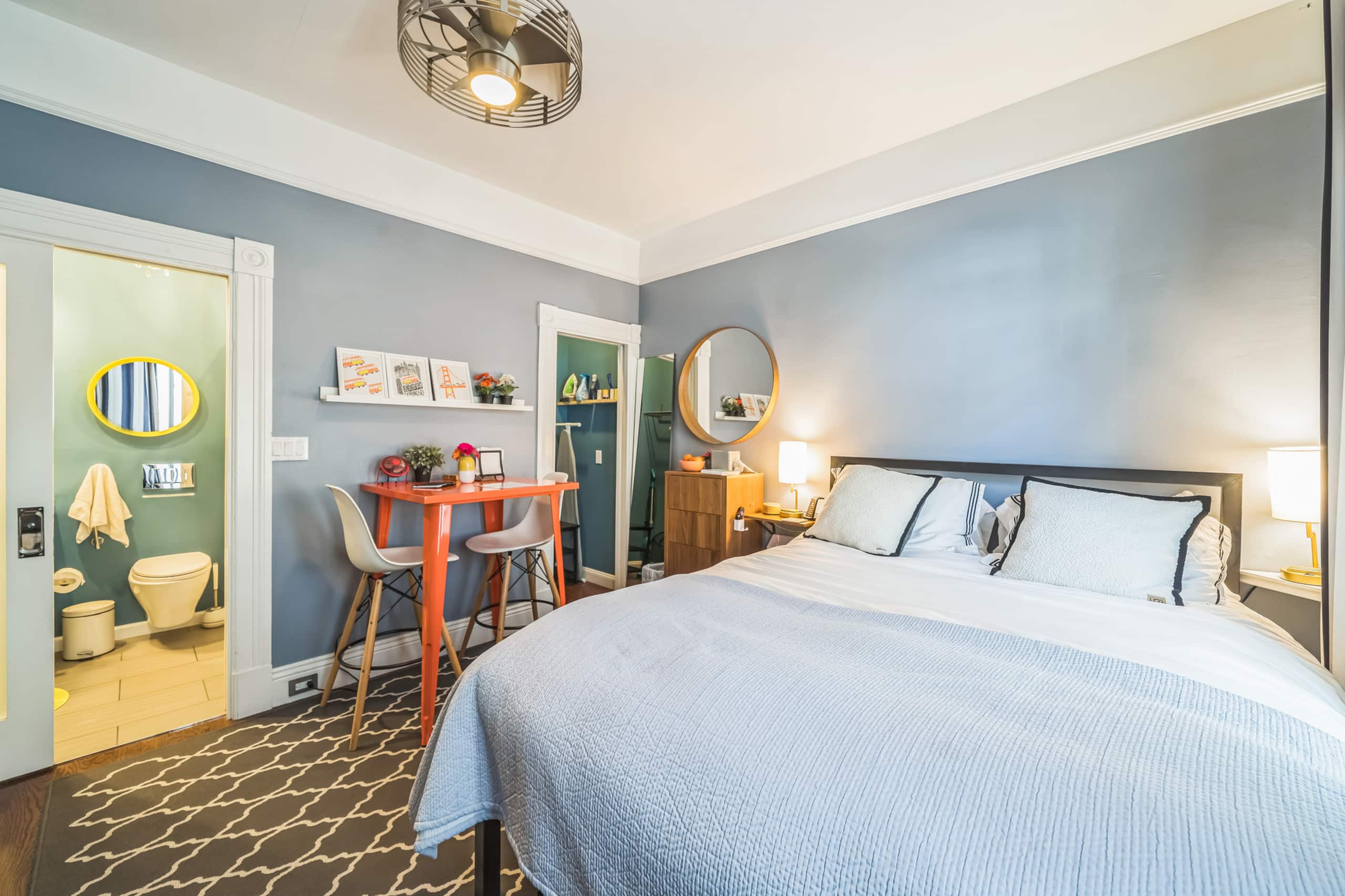 Home in San Francisco · ★4.96 · 2 bedrooms · 2 beds · 2 baths - Image 30