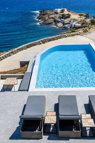 Mykonos Big Blue Seaside Villa with Infinity Pool gallery image 5
