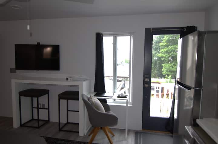 Modern Studio W/d 20 Min To Ny New Jersey Stadium - Livingston, NJ