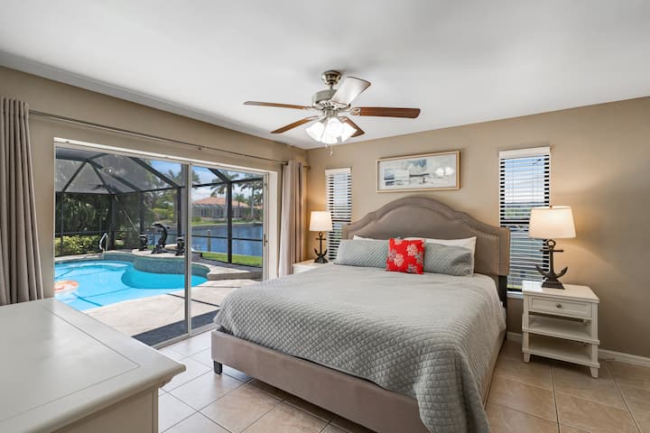 第二间主卧室，配备加大双人床