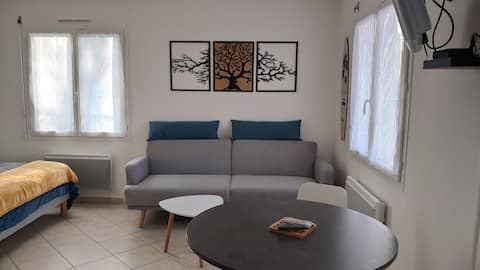 Airbnb performant: studio close to saint jean de monts à Saint Jean De Monts