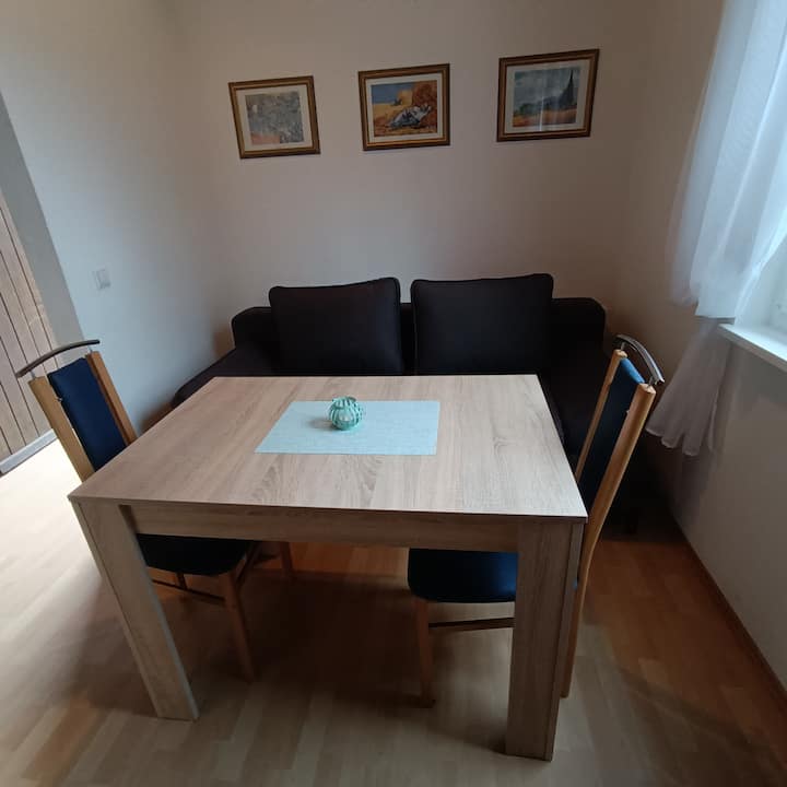 1, 5 Zimmerwohnung Mit Separatem Eingang Im Eg - Baden-Baden
