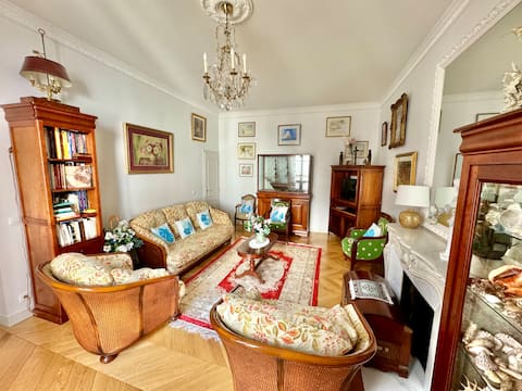 Propriété Airbnb réussie: Tranquillity for 2 in the center of luxury Paris à Paris 8e Arrondissement