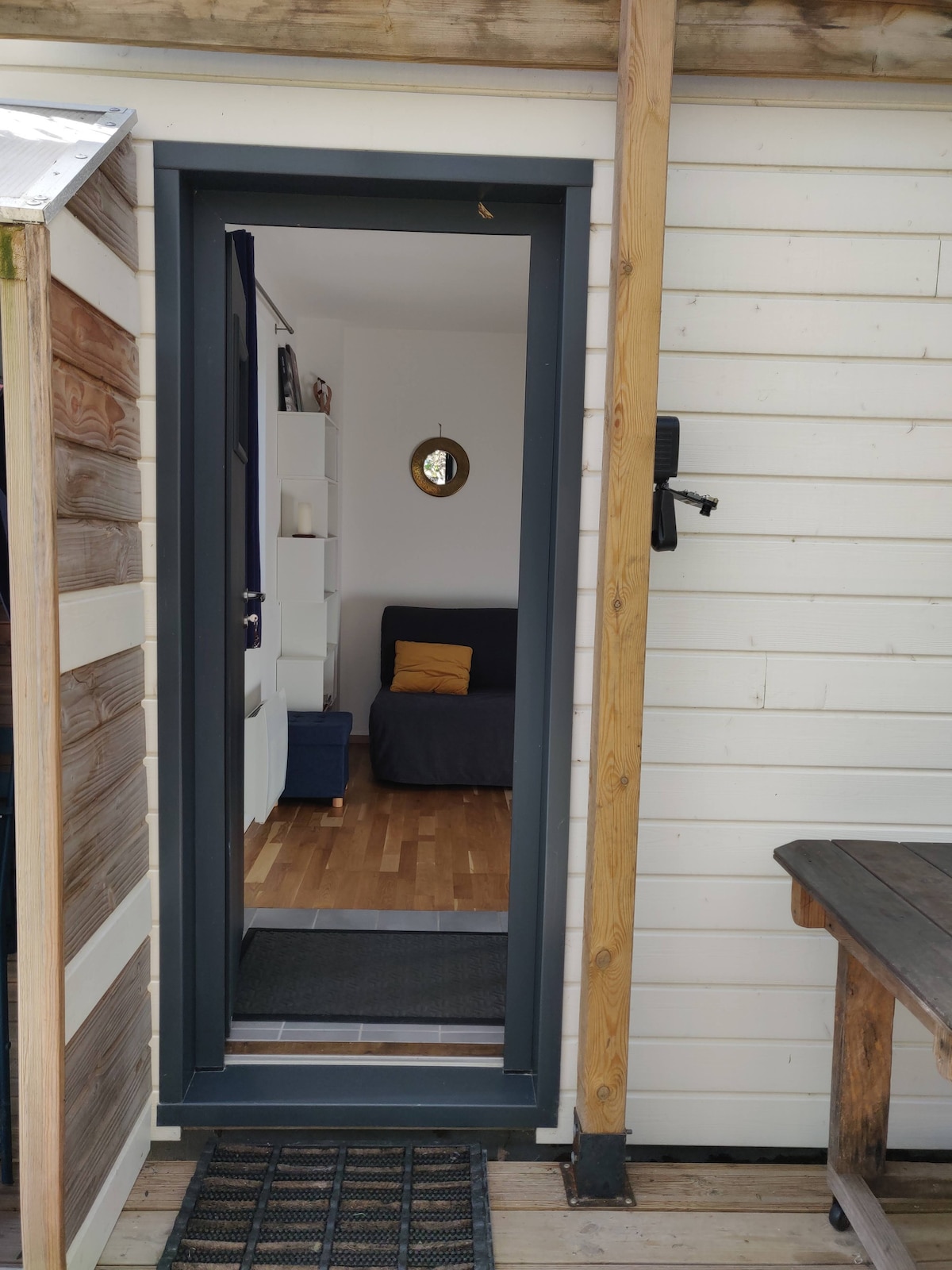 Propriété Airbnb réussie: Independent accommodation with garden near the beach. à Le Palais
