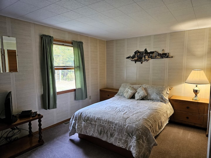 საძინებელი 1