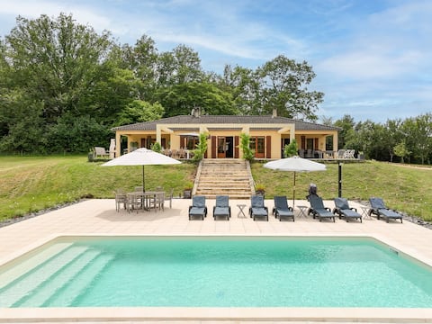 Single floored Villa in the french countryside