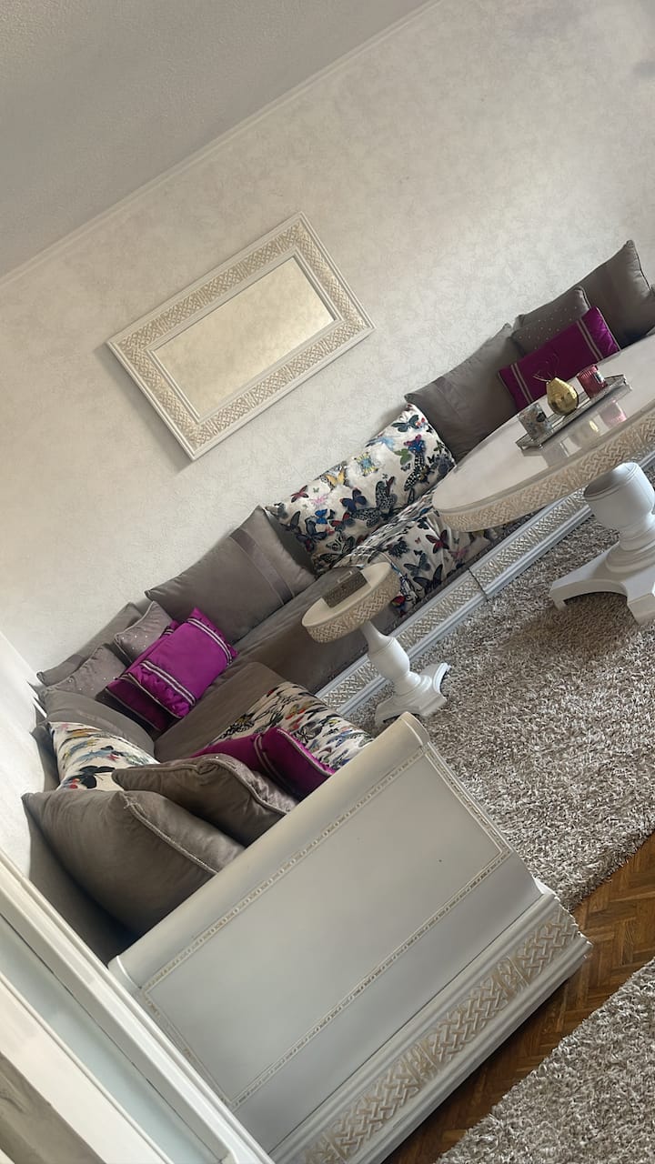 მისაღები ოთახი