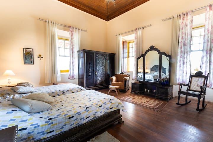 Quarto 10
