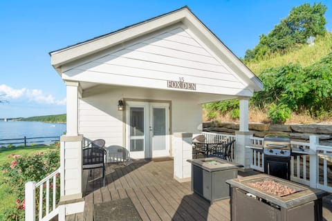 Fox Den at CrossTimbers Marina