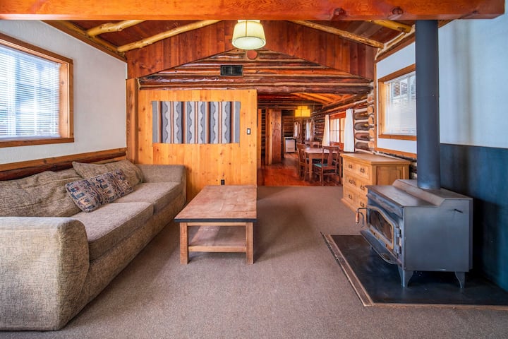 Corkins Lodge - Tipton Cabin - Chama, NM