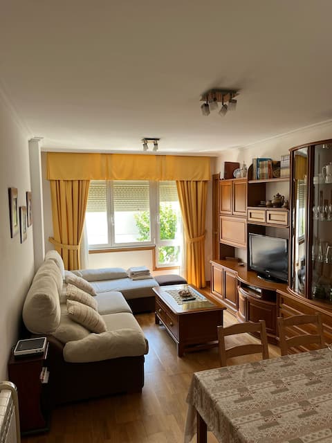 Top Airbnb: Centrally located apartment in Baiona en Baiona