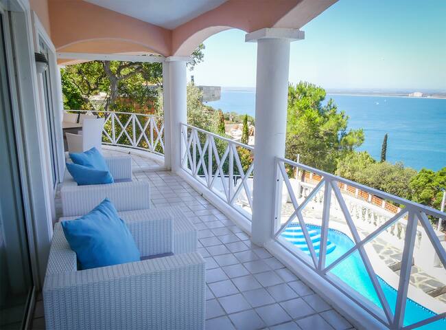 Last minute deal! Escape & Relax with amazing view gallery image 2