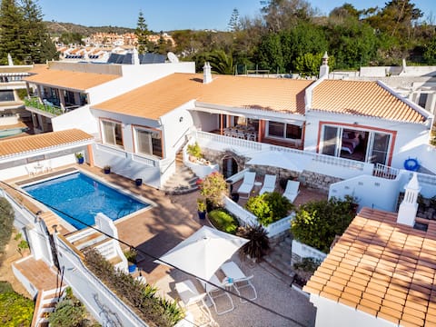 Casa Bom Porto Beachfront Villa Praia da Luz, Lagos