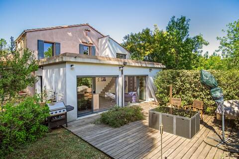 Fully renovated Mas in large wooded garden