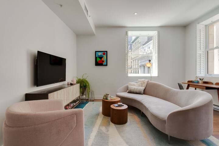 Modern Design In A Historic Building Old Montreal gallery image 3