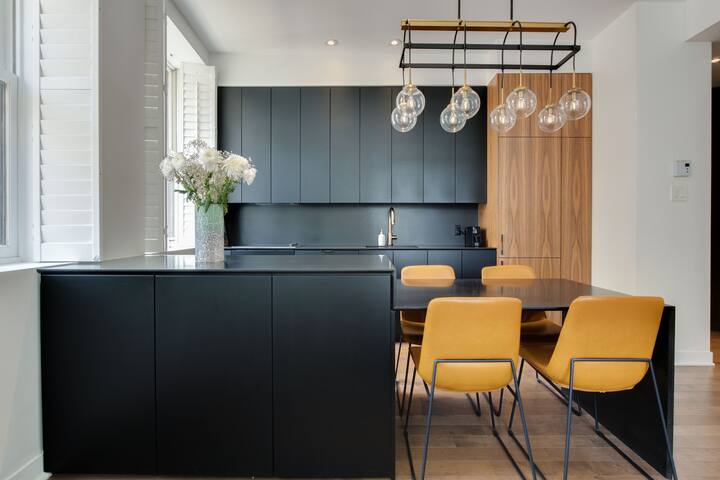 Modern Design In A Historic Building Old Montreal gallery image 2