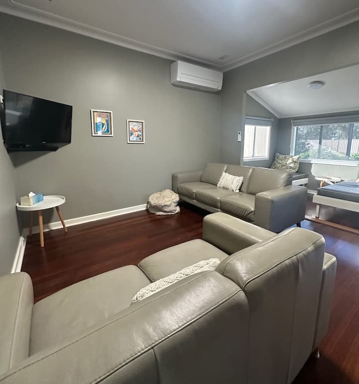 Cowrie Cottage. A Charming Coastal Cottage. - Esperance
