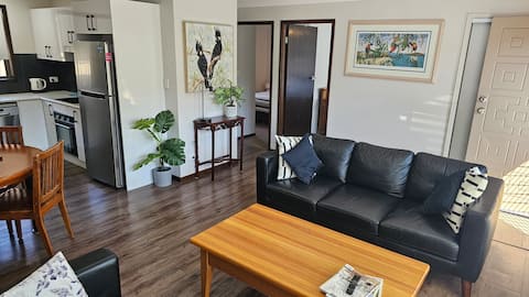 Top performing Airbnb: Shoal Bay Cosy Villa Beach Restaurants 300m in Port Stephens Council
