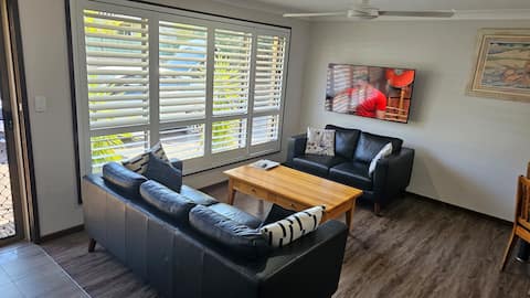 Shoal Bay Quiet Villa 300m Beach Restaurants Shops