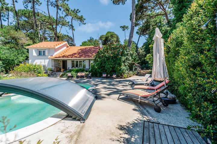 Colares Surf Pine Tree – Heated Pool