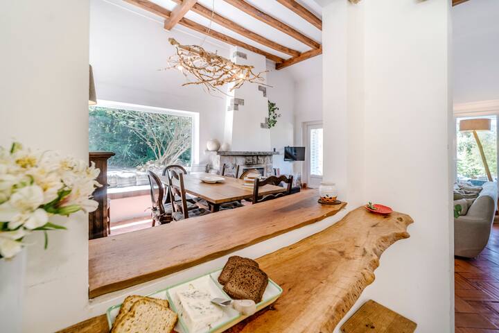 Colares Surf Pine Tree – Heated Pool gallery image 5