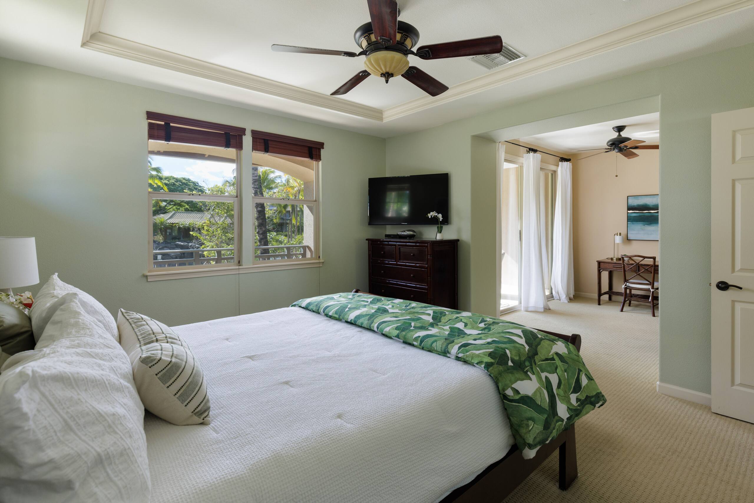 Townhouse in Puako · ★5.0 · 2 bedrooms · 4 beds · 2.5 baths - Photo 14