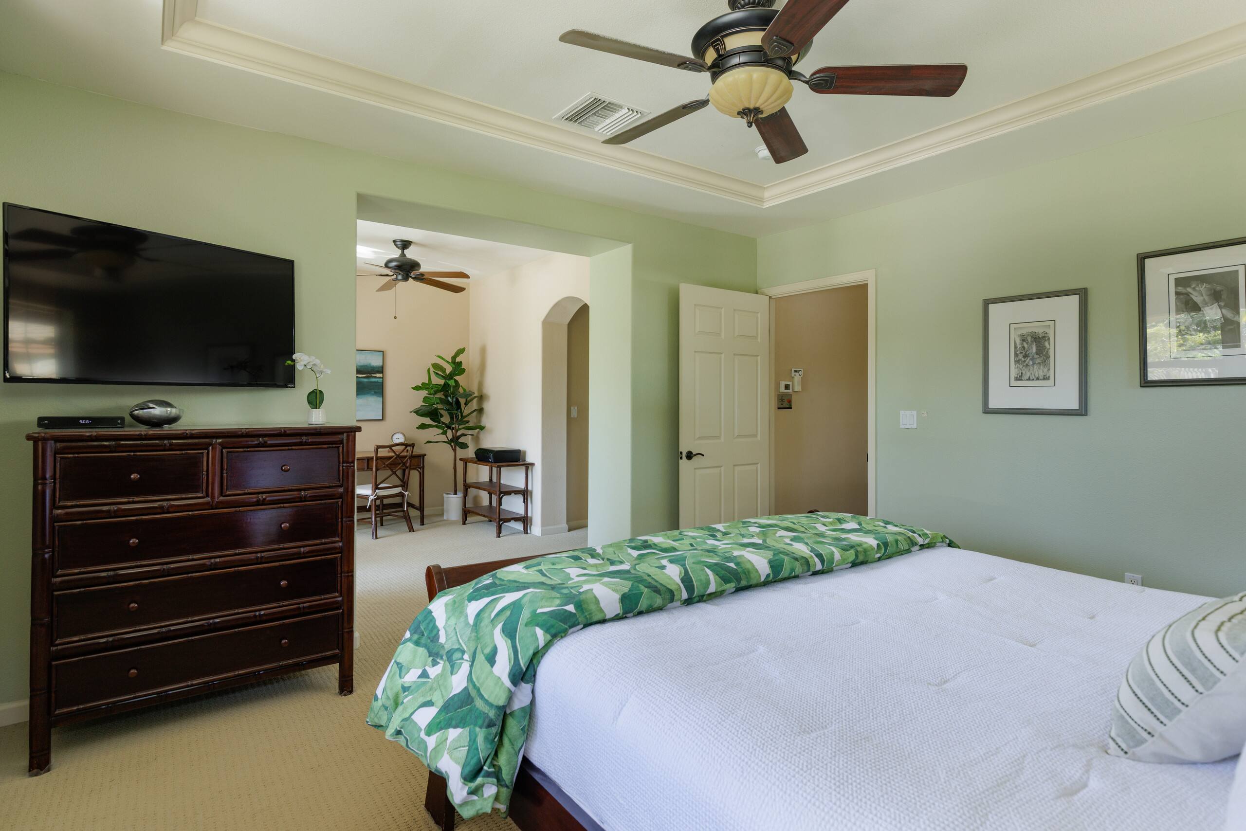 Townhouse in Puako · ★5.0 · 2 bedrooms · 4 beds · 2.5 baths - Photo 16