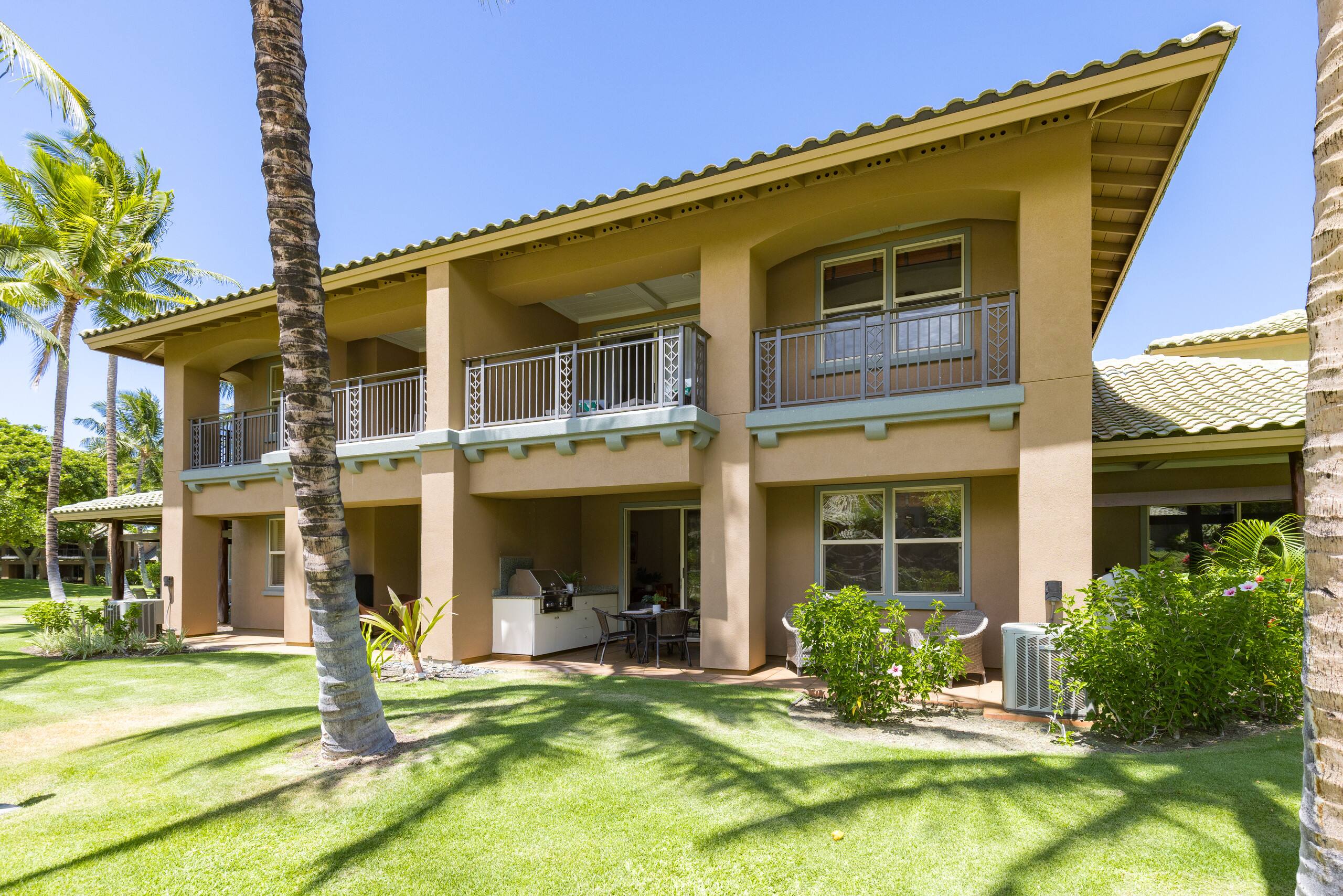 Townhouse in Puako · ★5.0 · 2 bedrooms · 4 beds · 2.5 baths - Photo 34
