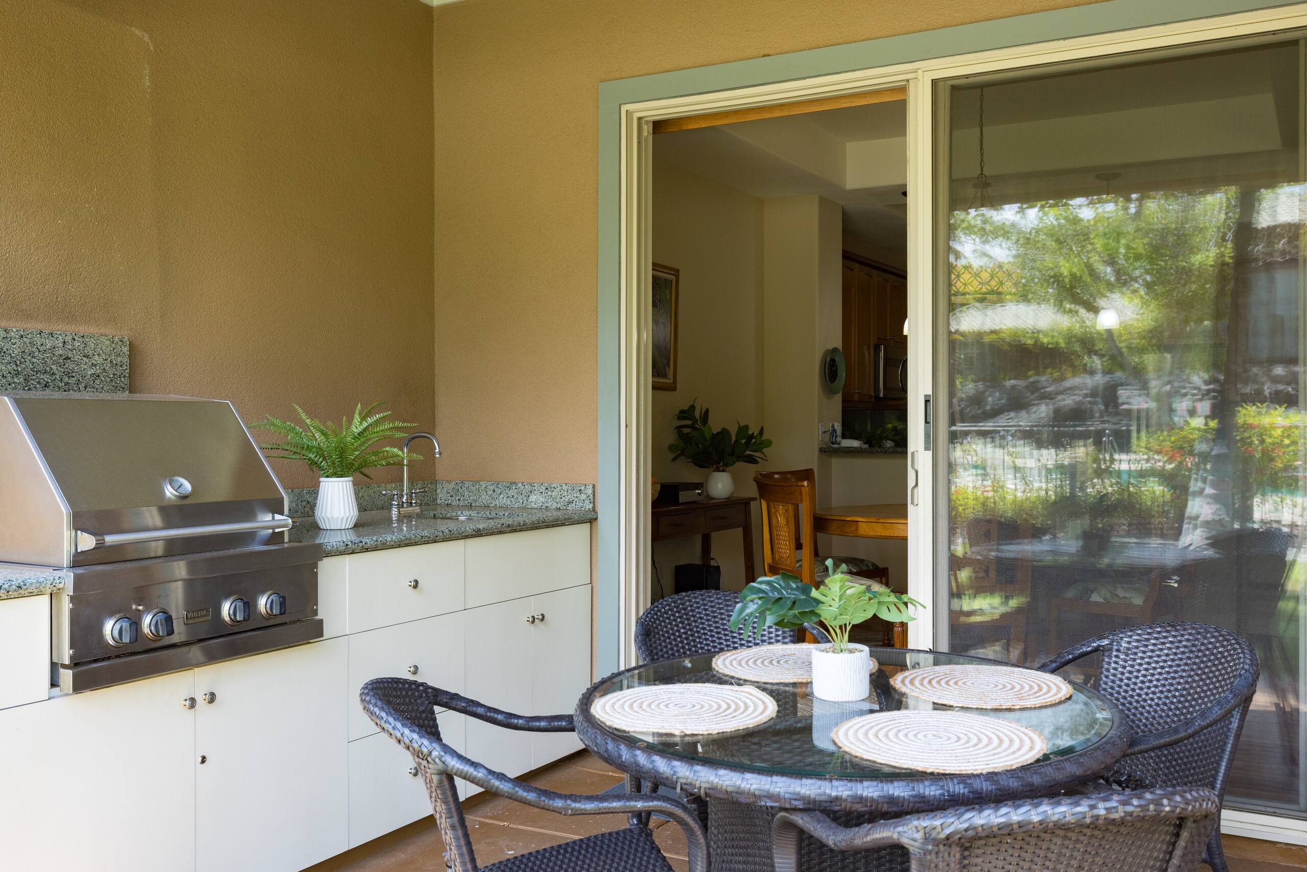 Townhouse in Puako · ★5.0 · 2 bedrooms · 4 beds · 2.5 baths - Photo 26