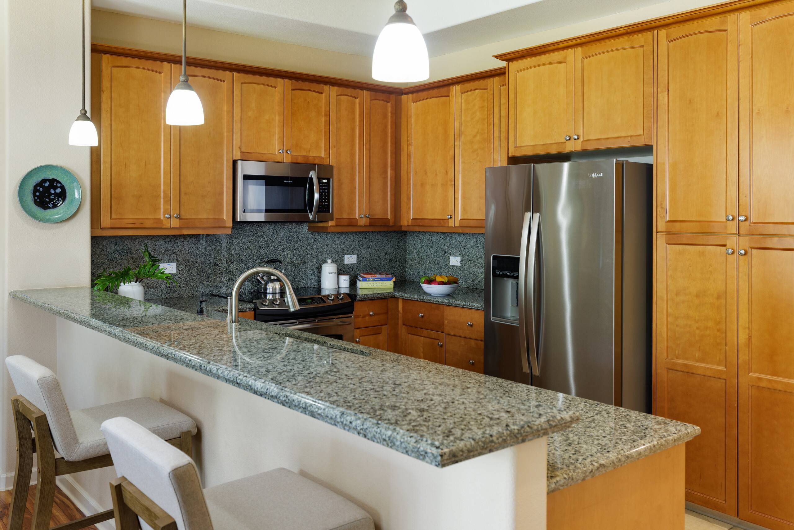Townhouse in Puako · ★5.0 · 2 bedrooms · 4 beds · 2.5 baths - Photo 8