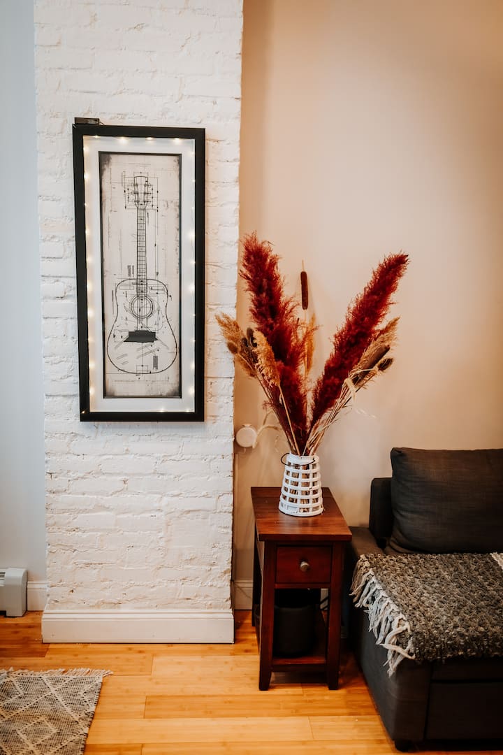 #4 Cozy And Bright Room, 30 Minutes To Manhattan - New York City, NY