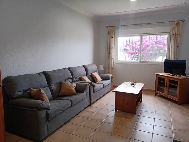 Amplio Chalet En La Barrosa Con Jardín Y Piscina - Novo Sancti Petri