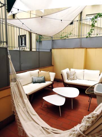 Duomo, Lussuoso 4 camere, con patio, AC gallery image 2