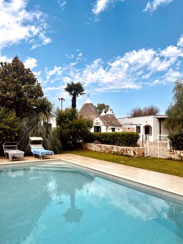 Trullo near Ostuni quiet with fenced heated pool gallery image 4