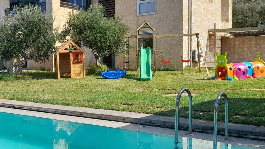 Superb Accessible Architecs villa with heated pool gallery image 3