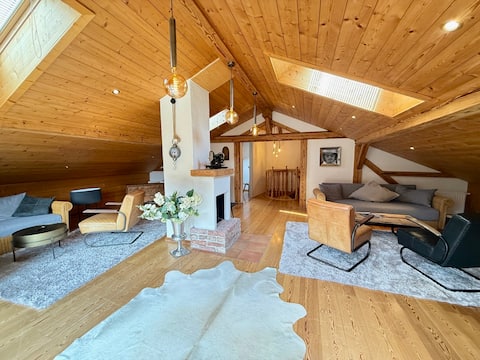 *Unique dream chalet for 9* by Belle Stay