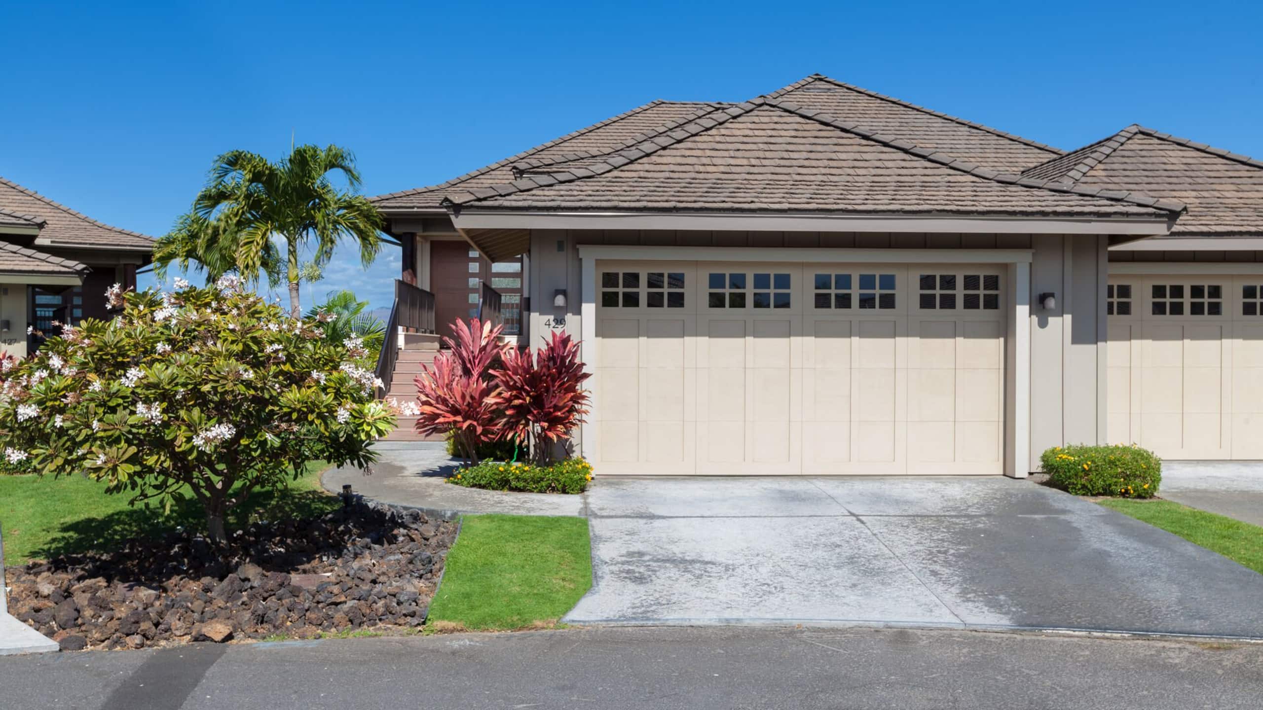 Home in Waimea · ★4.83 · 4 bedrooms · 6 beds · 3.5 shared baths - Image 7