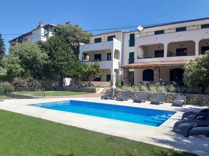 Guesthouse Ruža , Apartment 2+1  In Senj (1) - Zengg