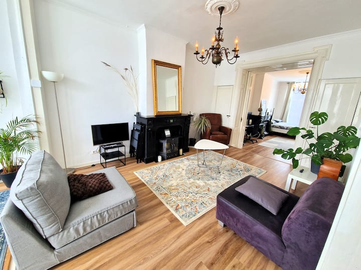 Historic Apartment Very Close To City Center - Netherlands