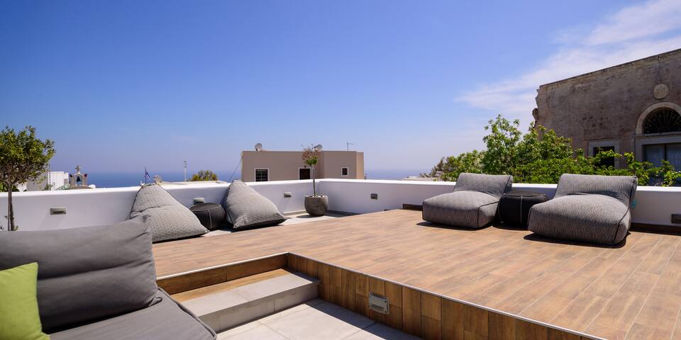 Secret Spot Luxury Villa | Private Pool & Jacuzzi gallery image 4