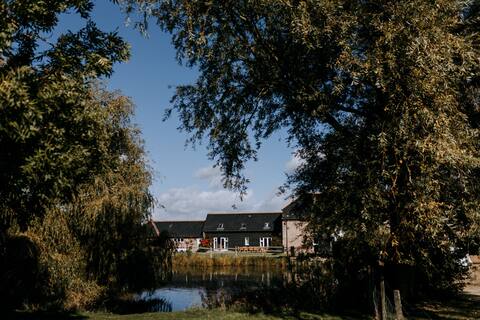 Beautiful converted barn cottage w/ country views