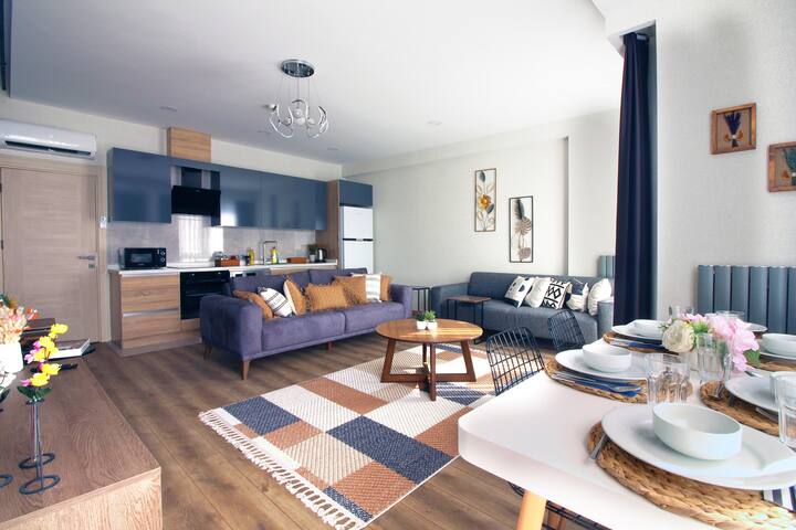 No:6 – Excellent 2 BR Flat in the Heart of Fatih gallery image 2