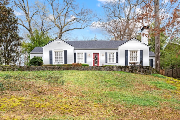 Super Host In Demand Cottage, Buckhead, Bring Pets - Atlanta