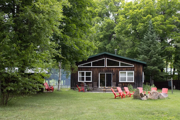 Long House Cottage - Muskoka