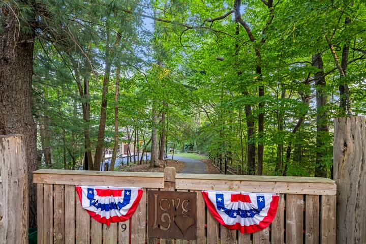 Incredible Views, Luxurious,Magical,Modern ,Serene gallery image 5